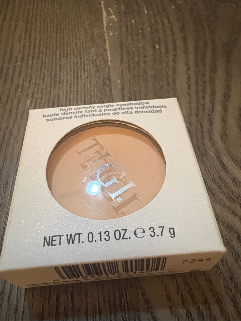 TIGI Single Eyeshadow